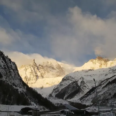 Chalet Vallee Blanche Coeur De Neige * Курмайор